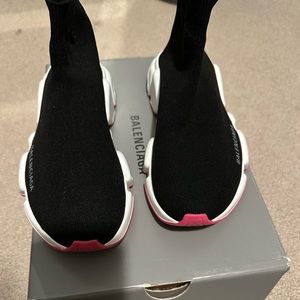 Balenciaga speed sneakers size 37 7 black /pink